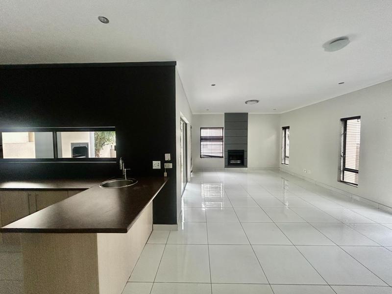 3 Bedroom Property for Sale in Fourways Gauteng