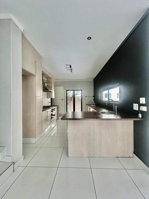 3 Bedroom Property for Sale in Fourways Gauteng