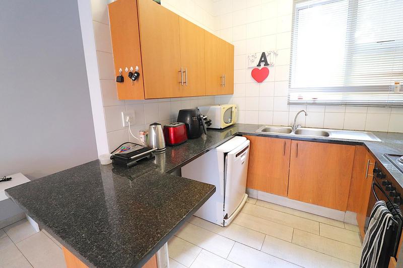 2 Bedroom Property for Sale in Bryanston Gauteng