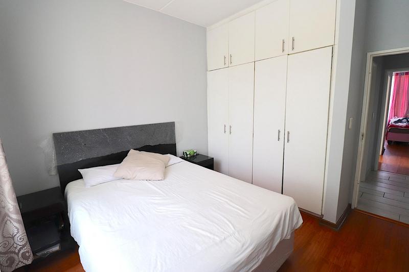 2 Bedroom Property for Sale in Bryanston Gauteng