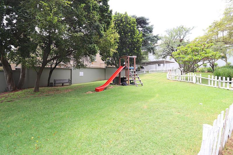 2 Bedroom Property for Sale in Bryanston Gauteng