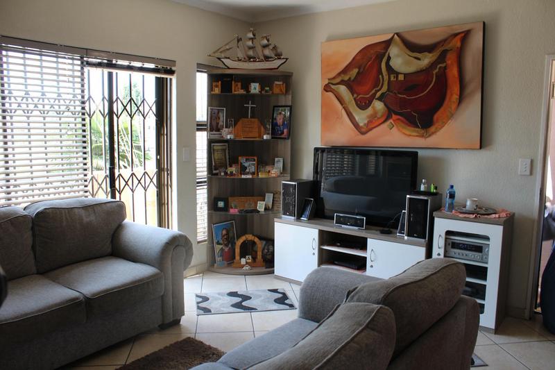 2 Bedroom Property for Sale in Jansenpark Gauteng