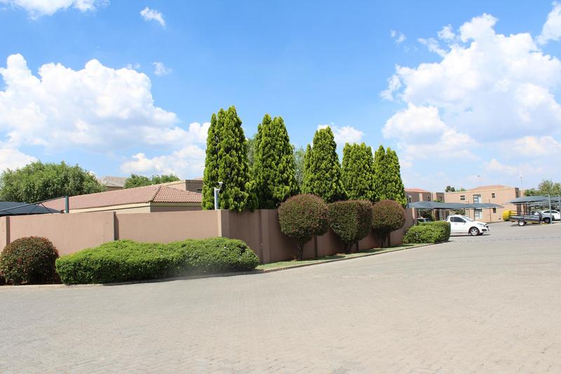 2 Bedroom Property for Sale in Jansenpark Gauteng