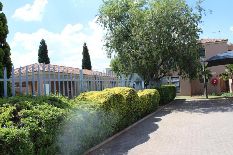 2 Bedroom Property for Sale in Jansenpark Gauteng