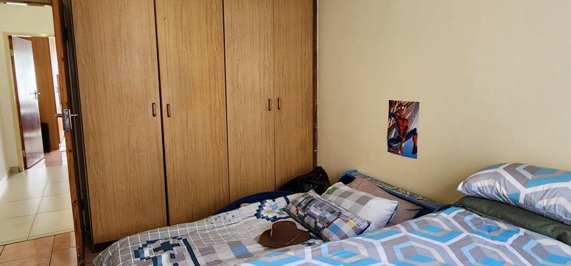 2 Bedroom Property for Sale in Pretoria North Gauteng