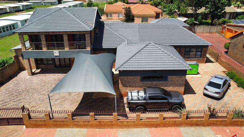 4 Bedroom Property for Sale in The Orchards Gauteng