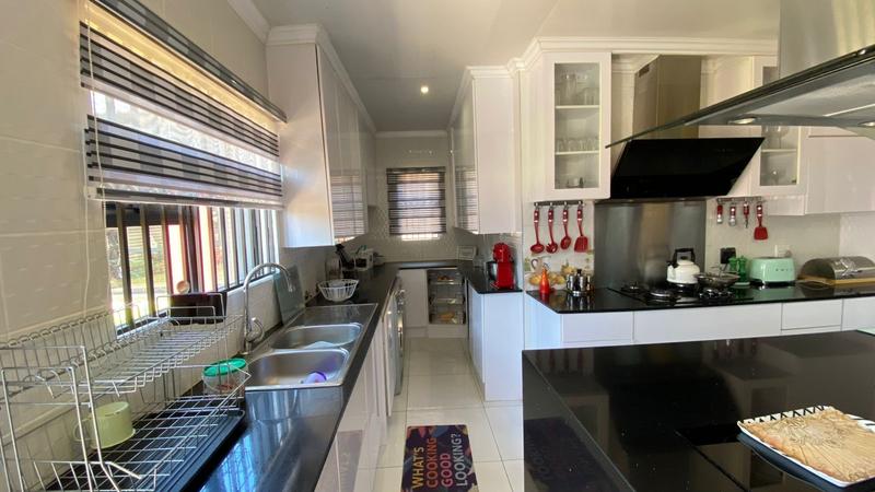 4 Bedroom Property for Sale in The Orchards Gauteng