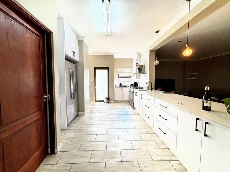 3 Bedroom Property for Sale in Midstream Estate Gauteng