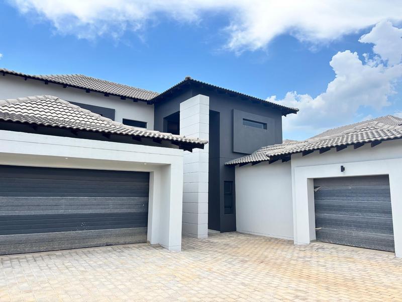 5 Bedroom Property for Sale in Savannah Country Estate Gauteng