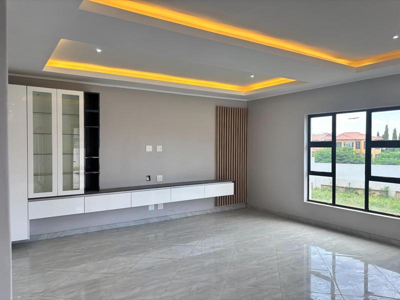 5 Bedroom Property for Sale in Savannah Country Estate Gauteng