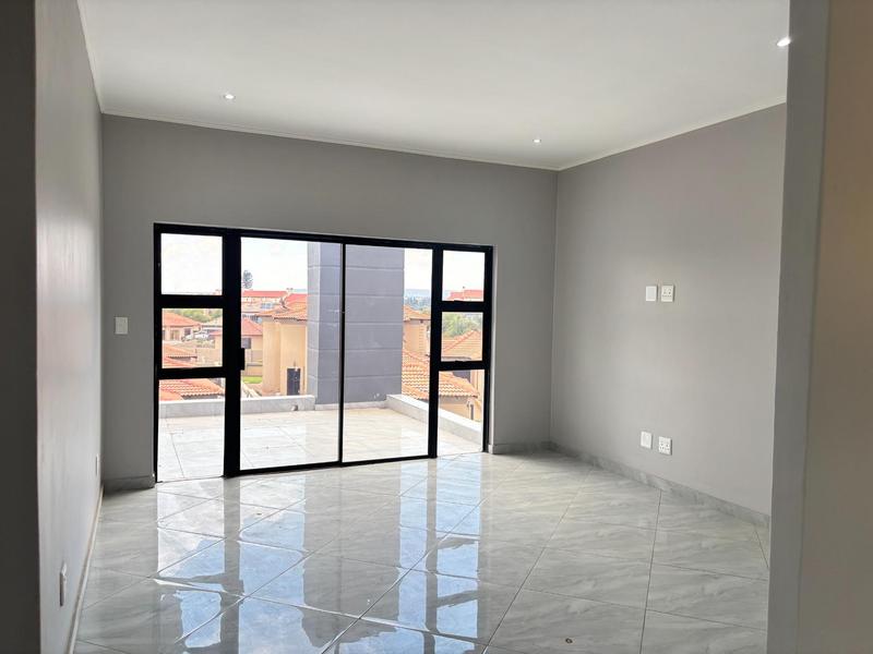 5 Bedroom Property for Sale in Savannah Country Estate Gauteng