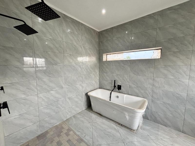 5 Bedroom Property for Sale in Savannah Country Estate Gauteng