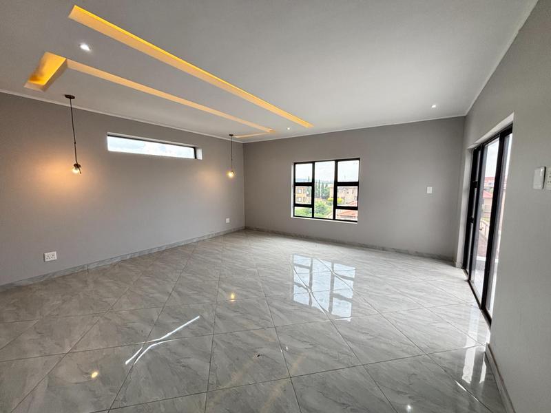 5 Bedroom Property for Sale in Savannah Country Estate Gauteng