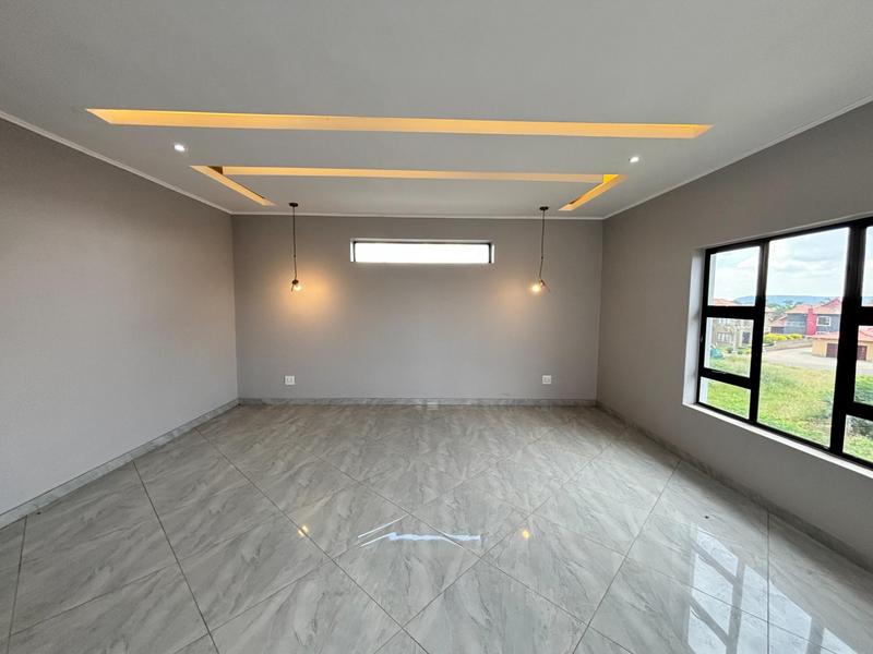 5 Bedroom Property for Sale in Savannah Country Estate Gauteng