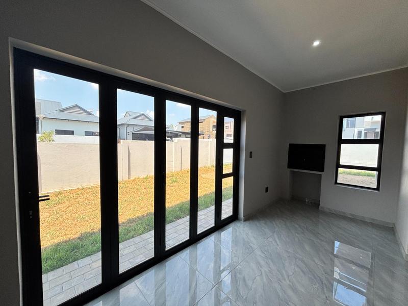 5 Bedroom Property for Sale in Six Fountains Residential Estate Gauteng