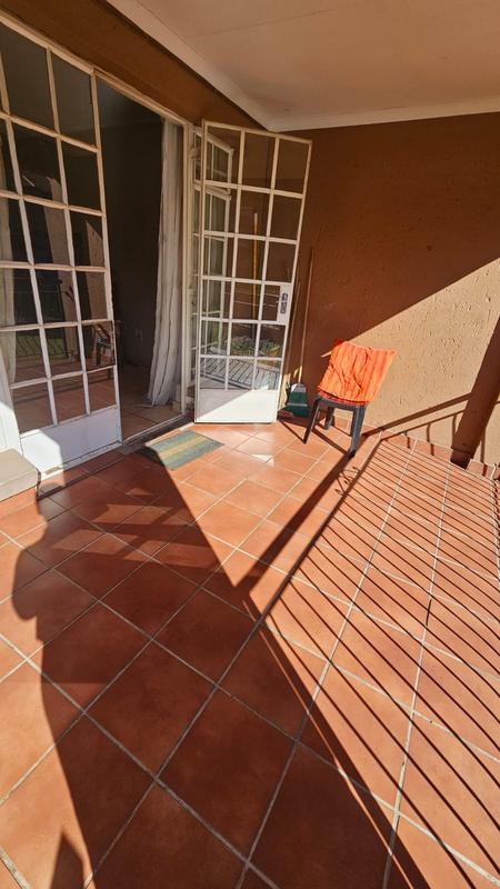 To Let 3 Bedroom Property for Rent in Castleview Gauteng