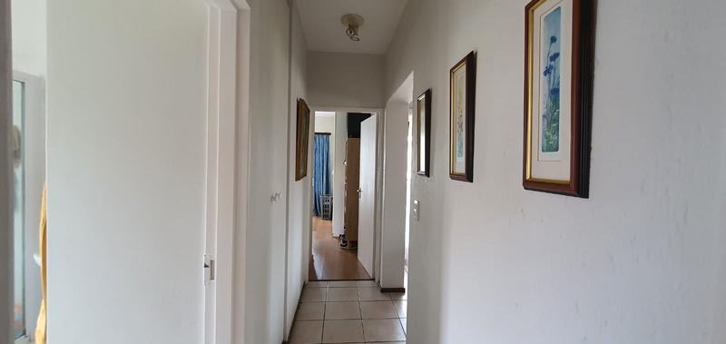 2 Bedroom Property for Sale in Fairlead Gauteng