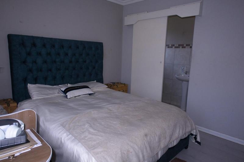 2 Bedroom Property for Sale in Halfway Gardens Gauteng