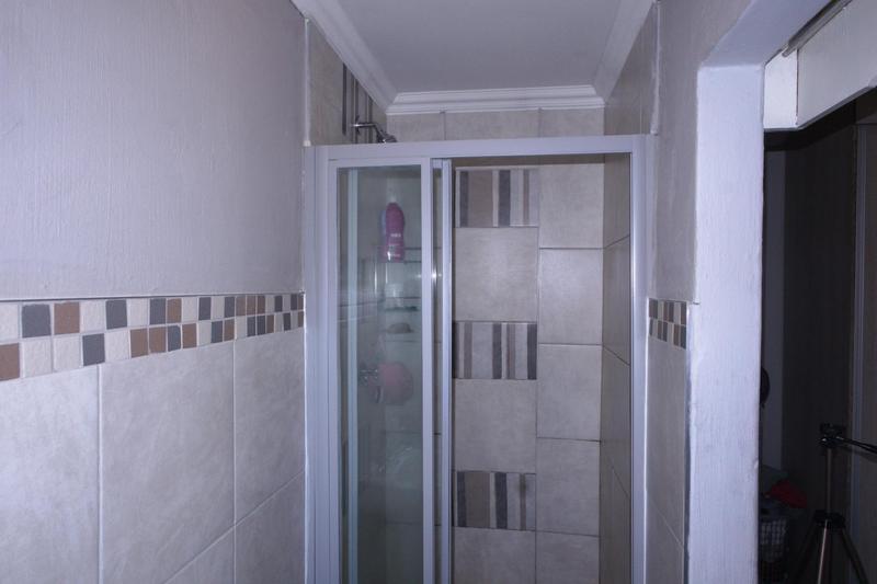 2 Bedroom Property for Sale in Halfway Gardens Gauteng