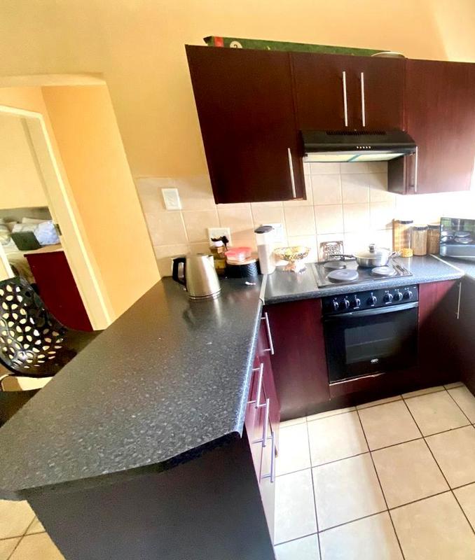 To Let 2 Bedroom Property for Rent in Creswell Park Gauteng