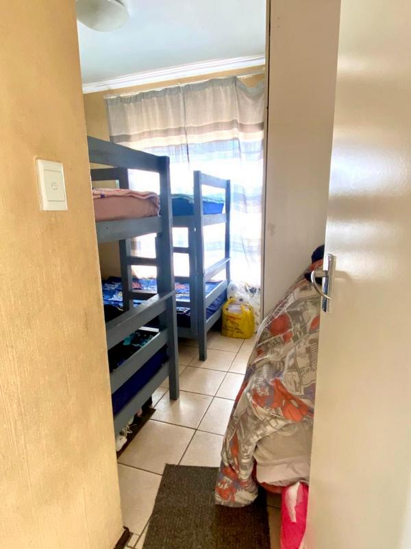 To Let 2 Bedroom Property for Rent in Creswell Park Gauteng