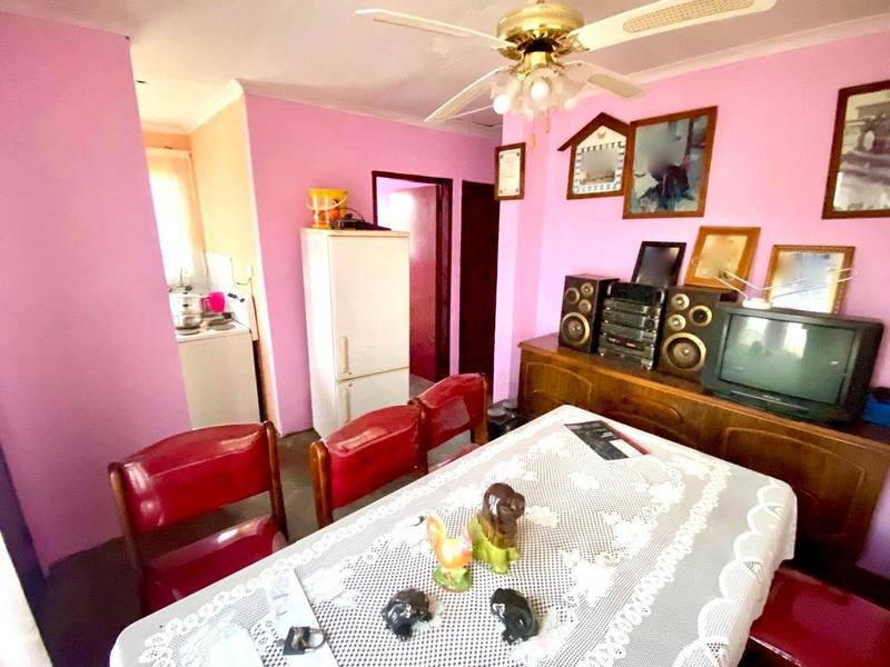 2 Bedroom Property for Sale in Diepkloof Zone 4 Gauteng