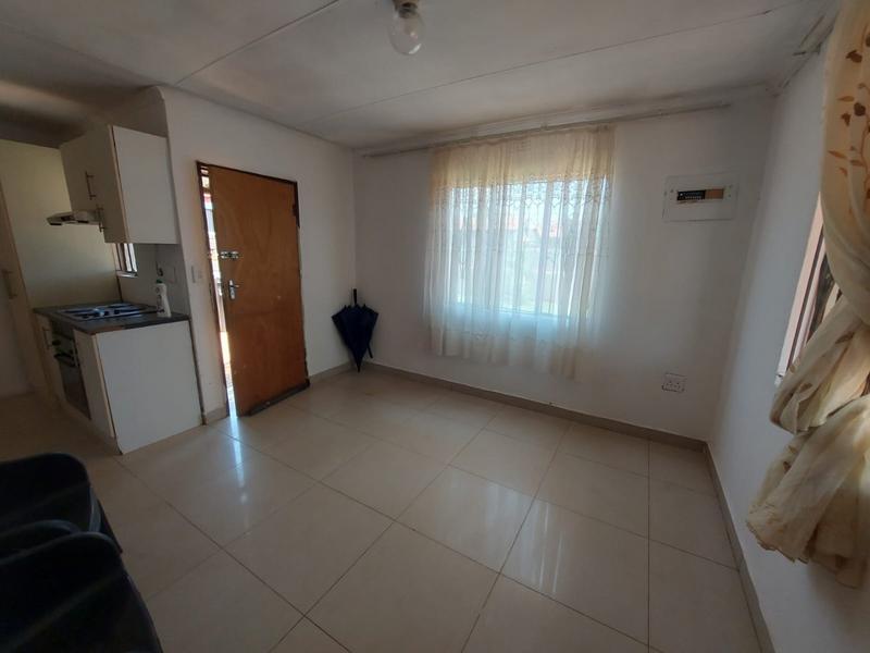 3 Bedroom Property for Sale in Protea Glen Gauteng