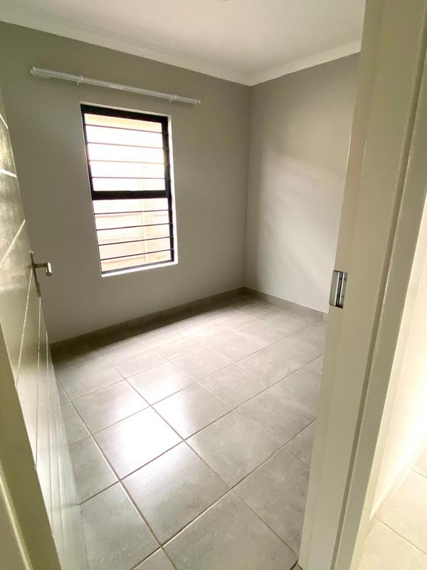 3 Bedroom Property for Sale in Protea Glen Gauteng
