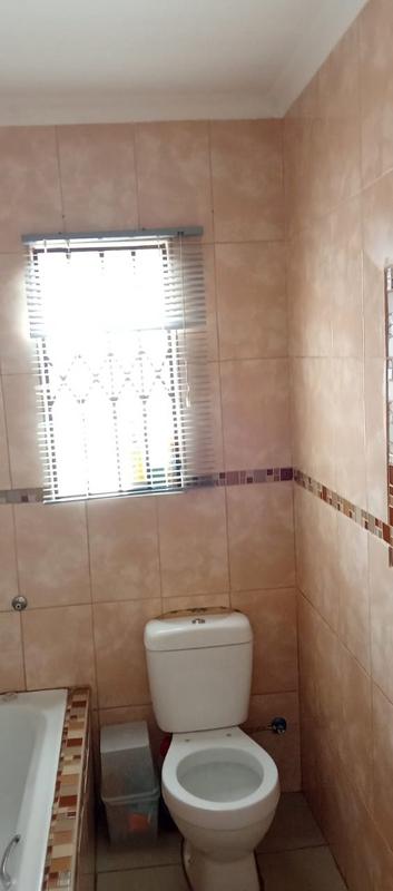 3 Bedroom Property for Sale in Bram Fischerville Gauteng