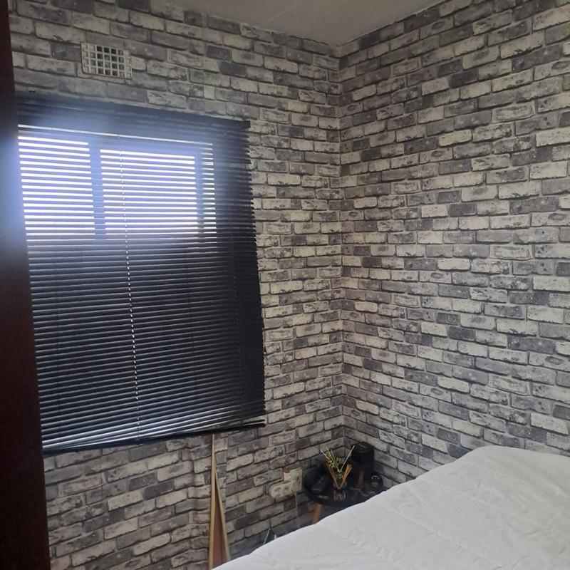 2 Bedroom Property for Sale in Fleurhof Gauteng