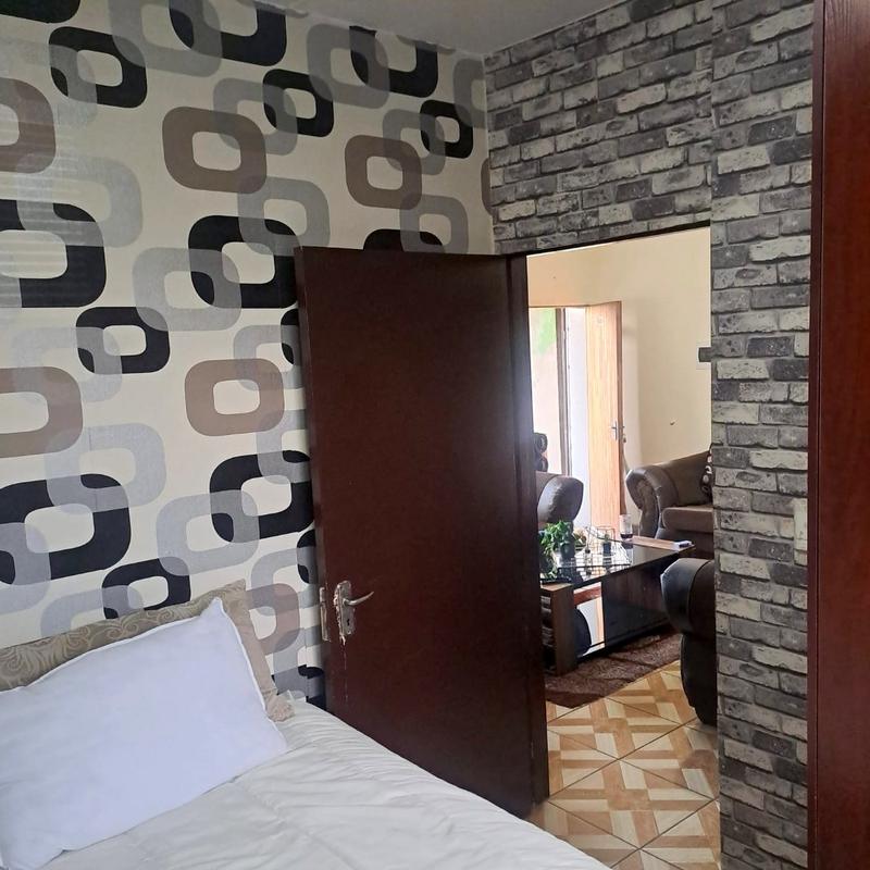 2 Bedroom Property for Sale in Fleurhof Gauteng