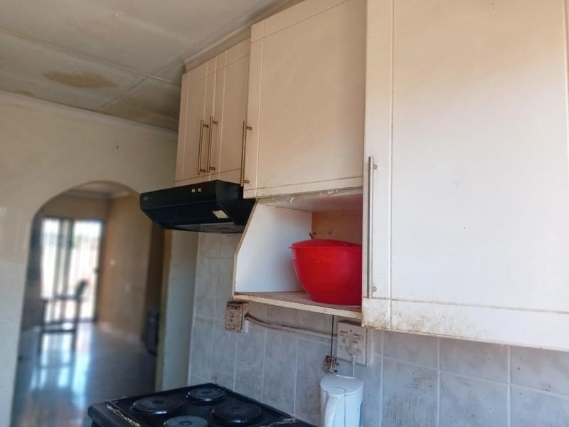 4 Bedroom Property for Sale in Mngadi Gauteng