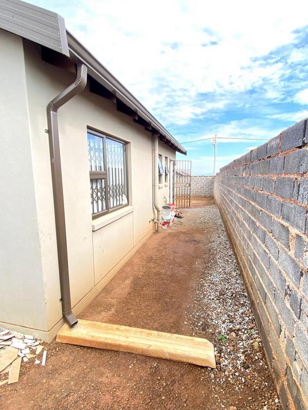 3 Bedroom Property for Sale in Toekomsrus Gauteng