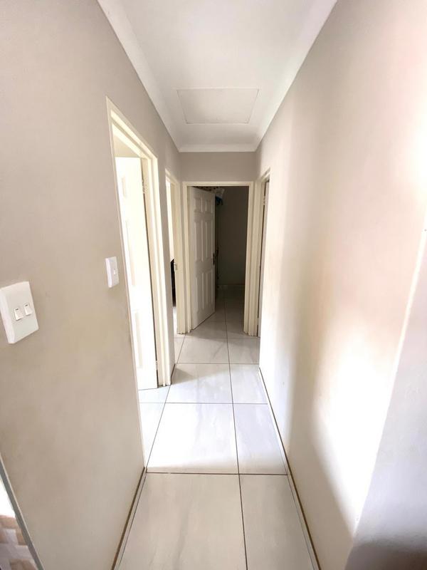 3 Bedroom Property for Sale in Toekomsrus Gauteng