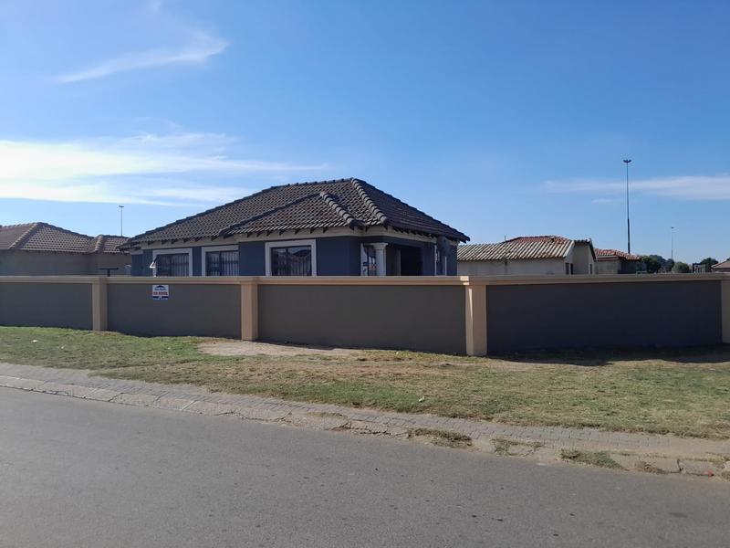 3 Bedroom Property for Sale in Payneville Gauteng