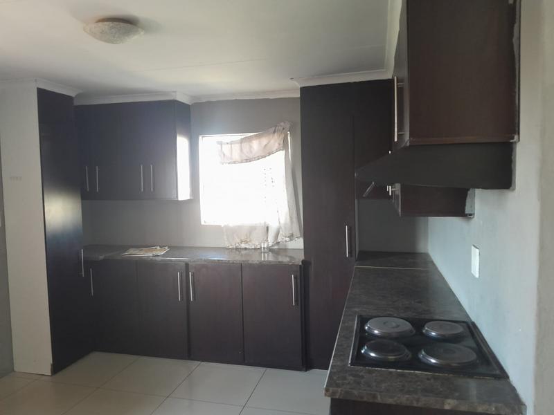 3 Bedroom Property for Sale in Payneville Gauteng