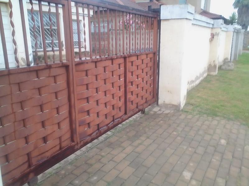2 Bedroom Property for Sale in Payneville Gauteng