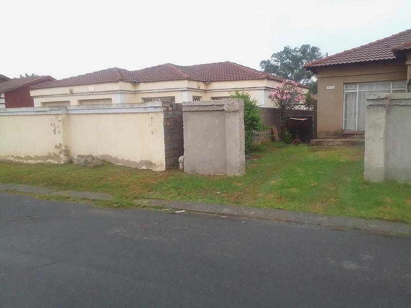 2 Bedroom Property for Sale in Payneville Gauteng