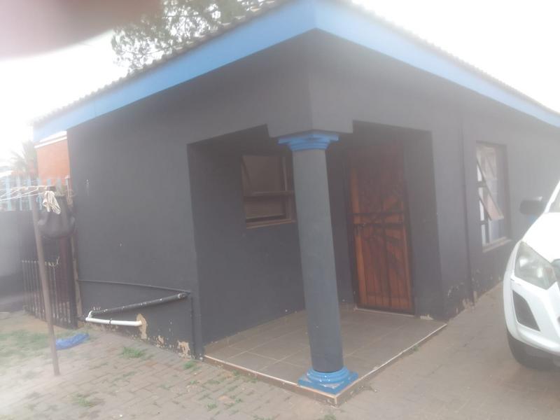 3 Bedroom Property for Sale in Lenasia Gauteng