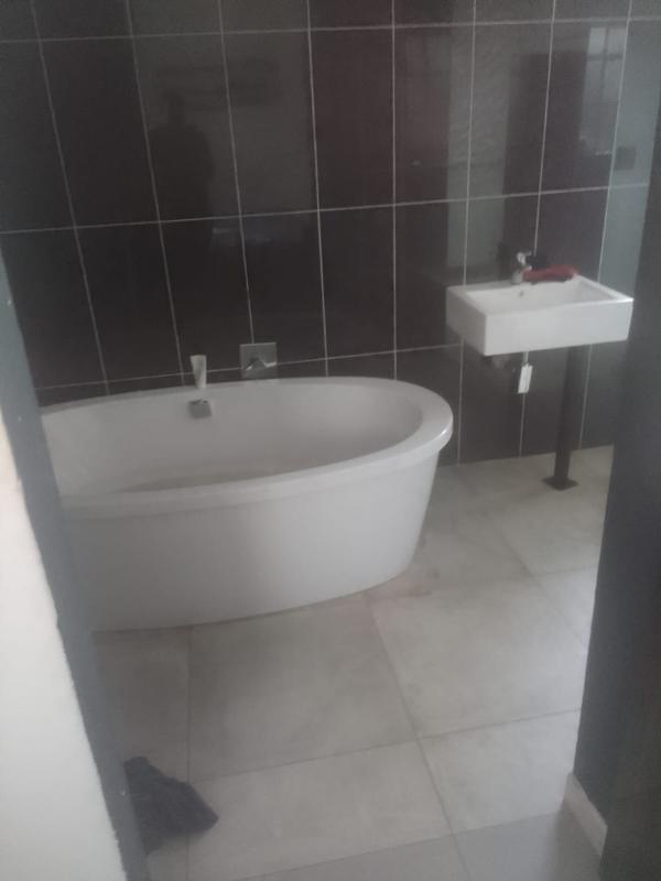 3 Bedroom Property for Sale in Lenasia Gauteng