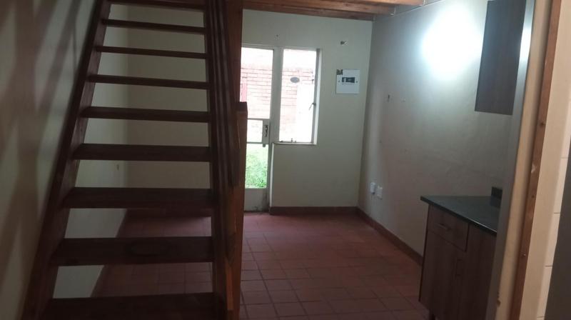 1 Bedroom Property for Sale in Sunnyside Gauteng
