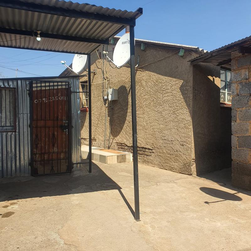 3 Bedroom Property for Sale in Diepkloof Zone 6 Gauteng