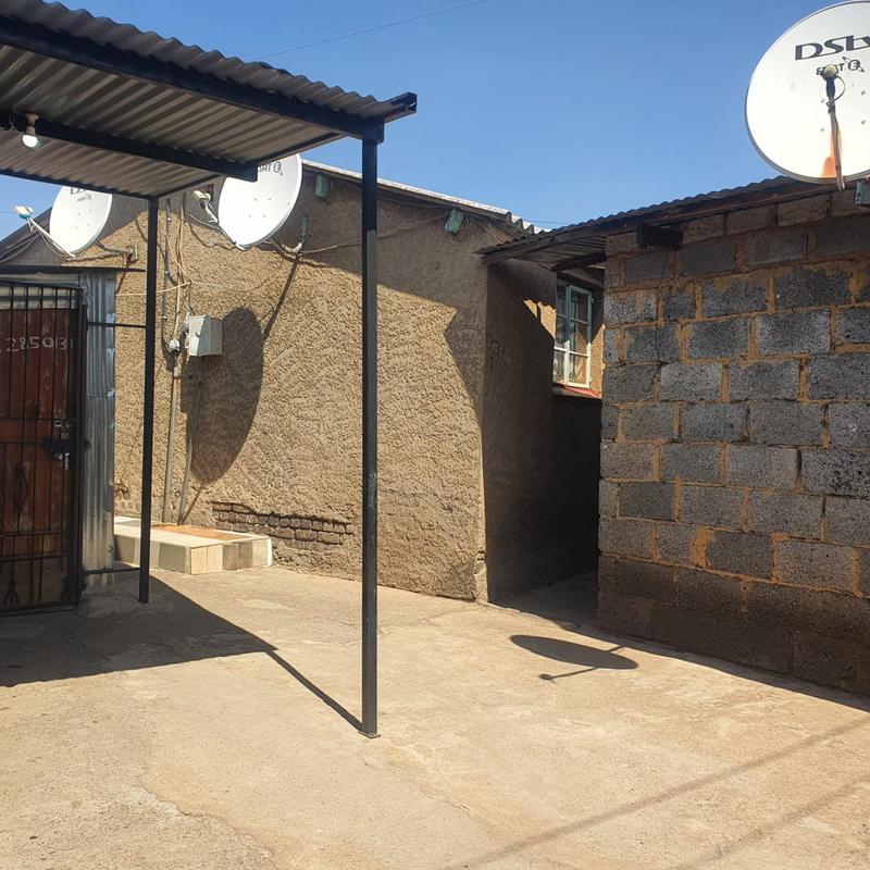 3 Bedroom Property for Sale in Diepkloof Zone 6 Gauteng