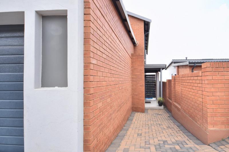 3 Bedroom Property for Sale in Golden Fields Estate Gauteng