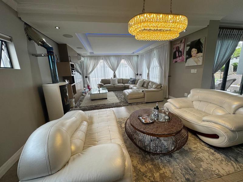 4 Bedroom Property for Sale in Midstream Ridge Gauteng