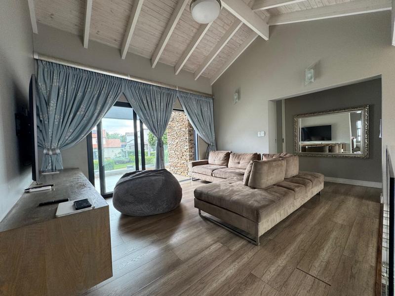 4 Bedroom Property for Sale in Midstream Ridge Gauteng