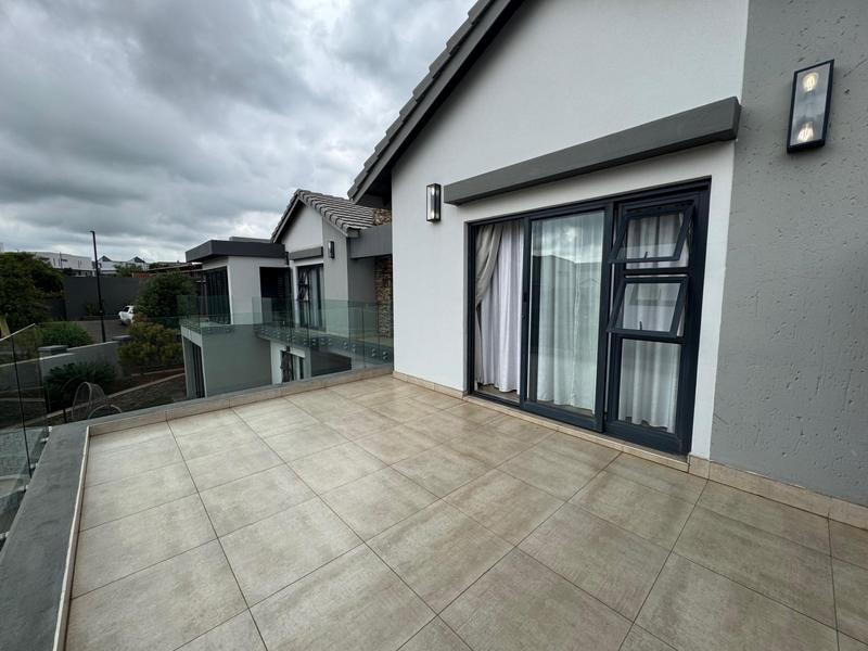 4 Bedroom Property for Sale in Midstream Ridge Gauteng