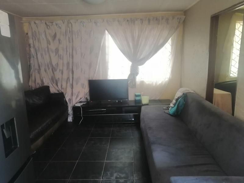 3 Bedroom Property for Sale in Protea Glen Gauteng