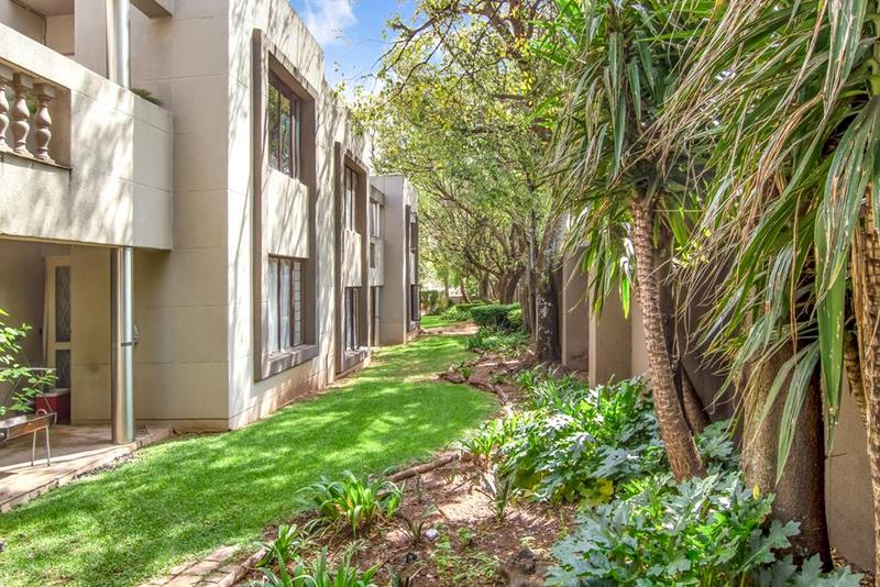 To Let 2 Bedroom Property for Rent in Sandown Gauteng