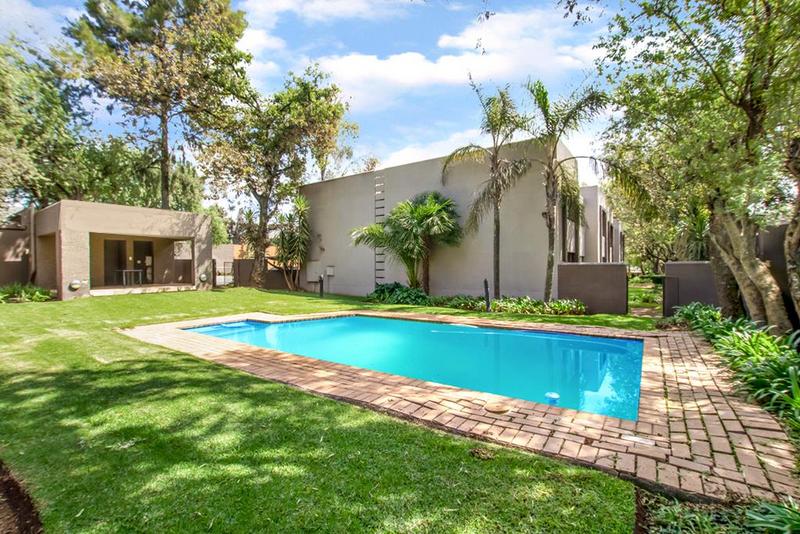 To Let 2 Bedroom Property for Rent in Sandown Gauteng